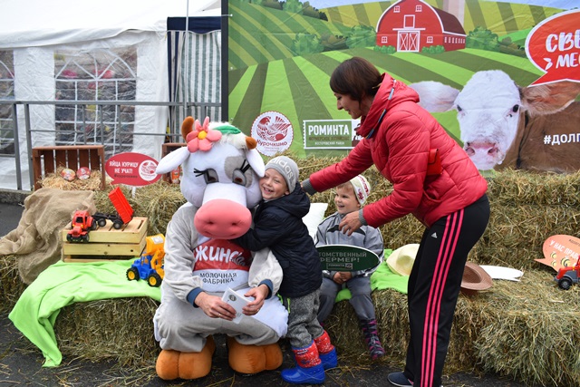 Агрохолдинг «ДолговГрупп» поздравил нестеровцев с Днем города